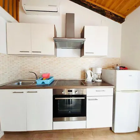 Classic Attic Supetarska Draga