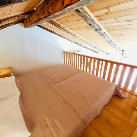 Classic Attic Supetarska Draga