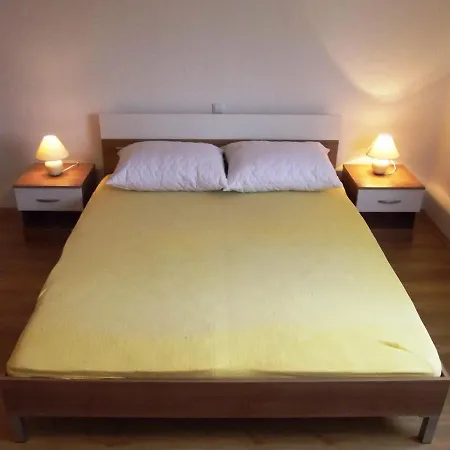 Classic Attic Supetarska Draga