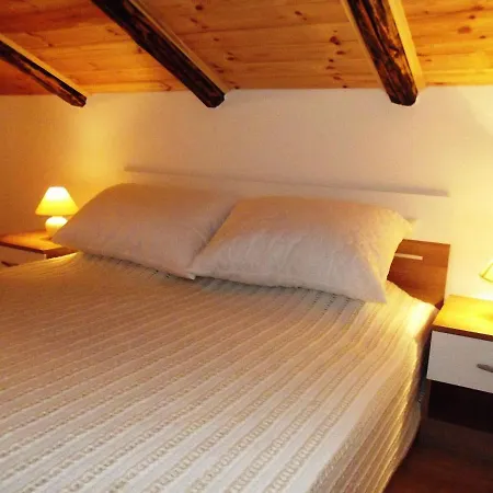 Classic Attic Apartman Supetarska Draga