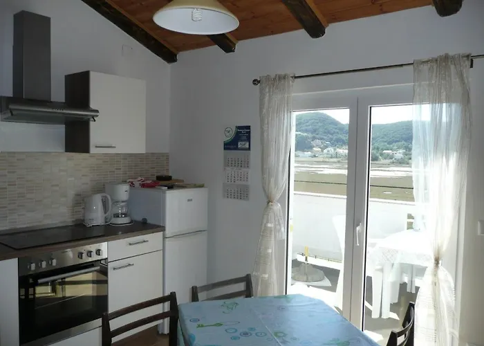 Classic Attic * Supetarska Draga